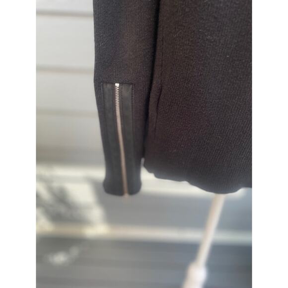 Banana Republic Size Small Open Front Black Cardigan with Faux Leather Accents - Picture 3 of 6